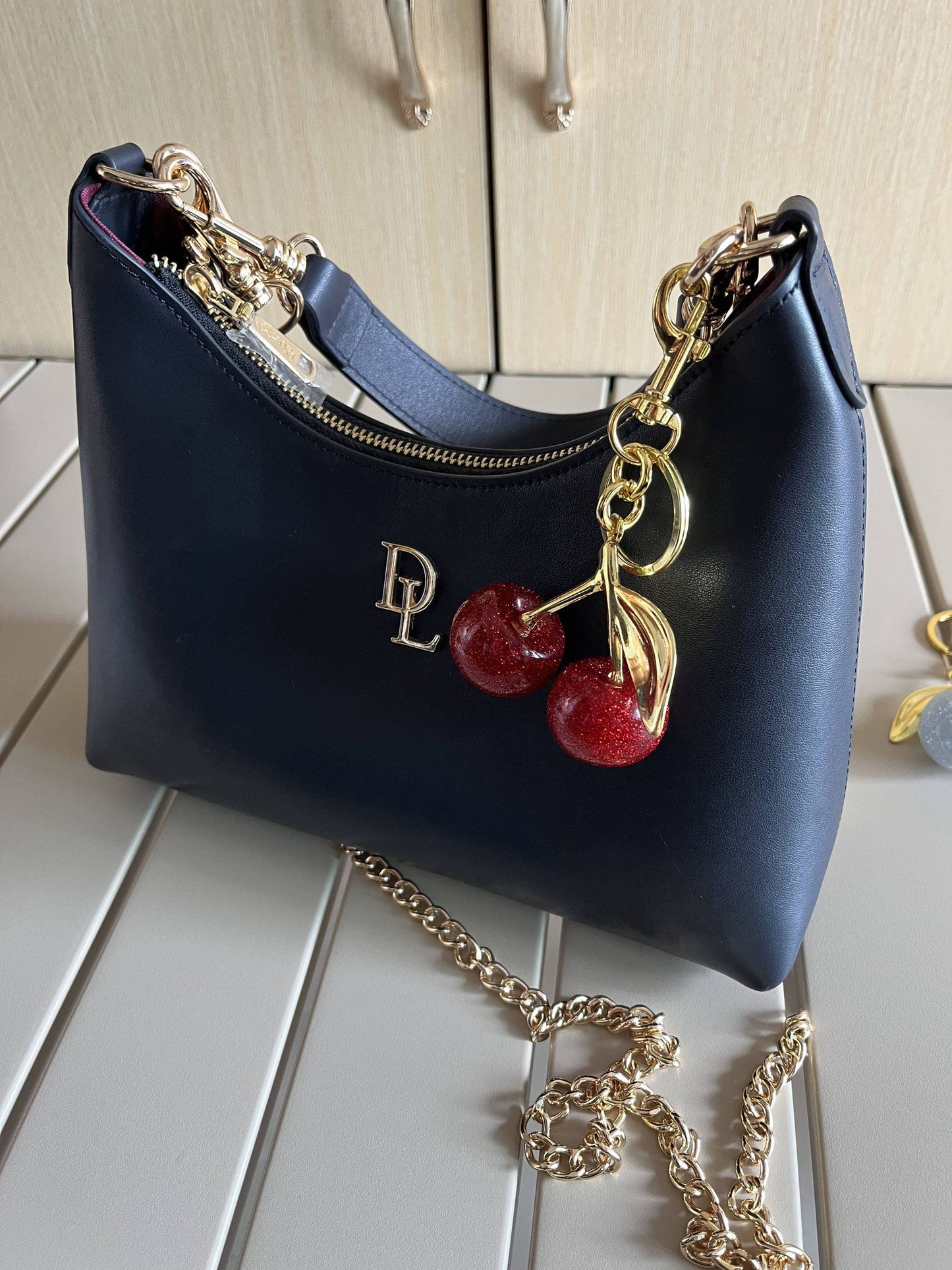100 Luxury Bags