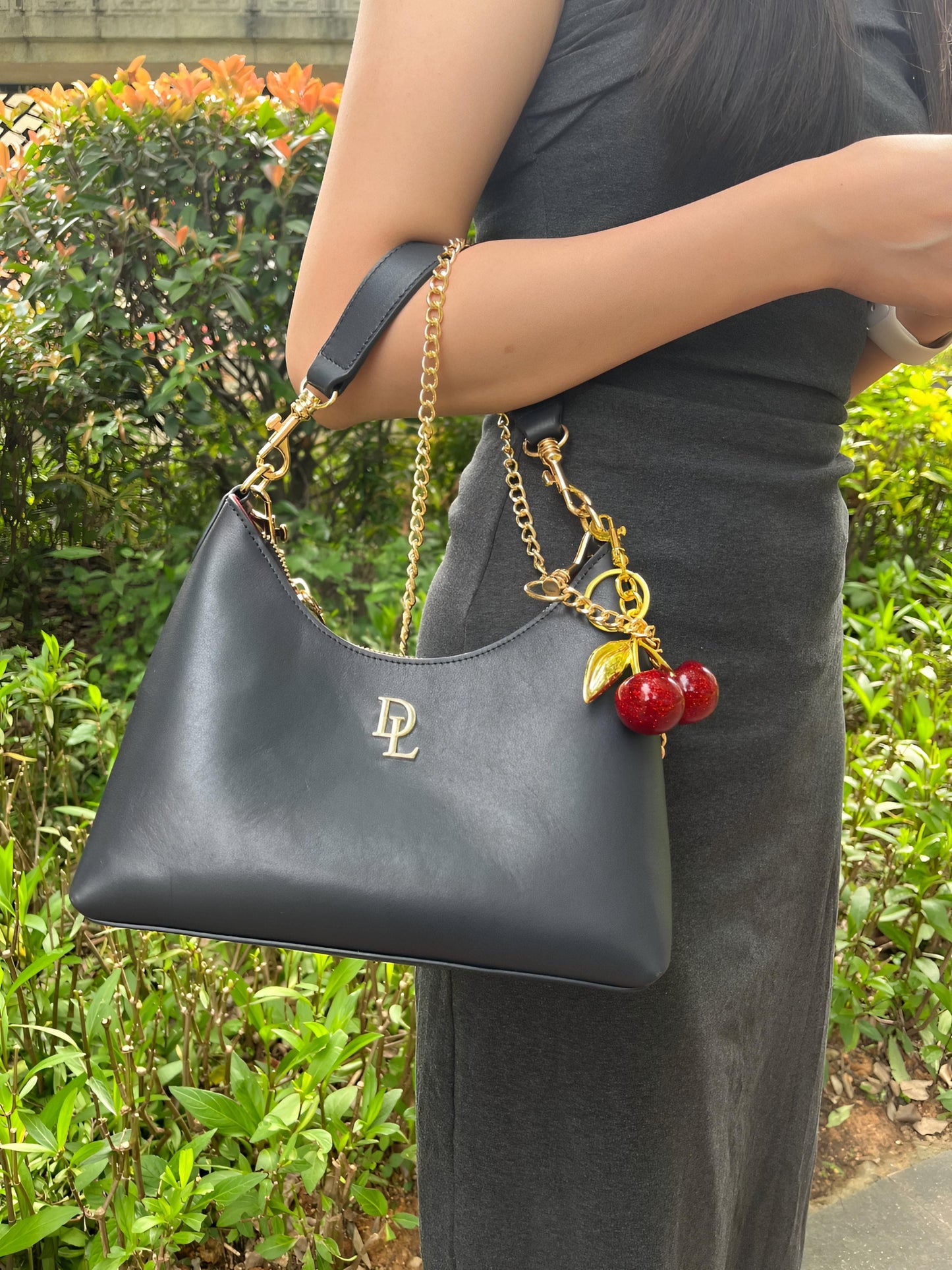 100 Luxury Bags